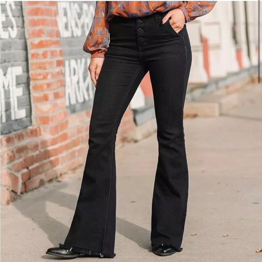 Kan can black ultra high rise flare size 27